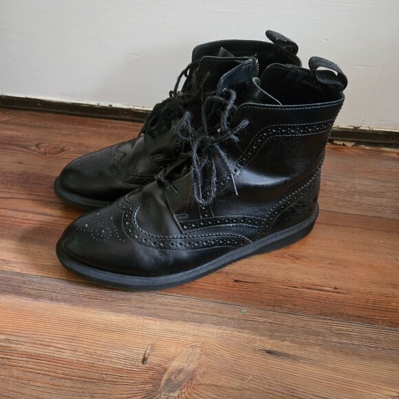 Dr Martens Oxford Detail Boots - Picture 1 of 5